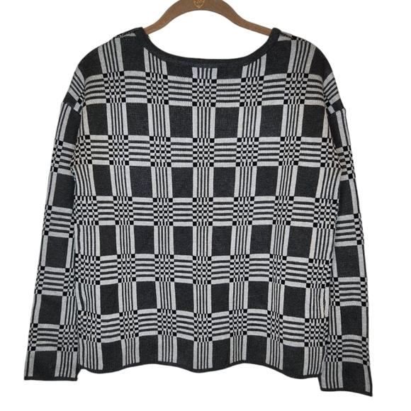 Lety & Me Black and Gray Sweater Size XSP - Picture 2 of 10